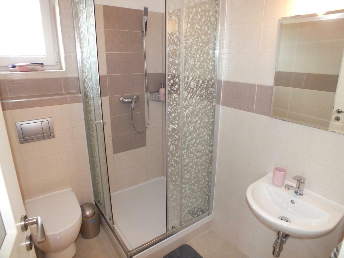 Garden Apartments زنويمو المظهر الخارجي الصورة