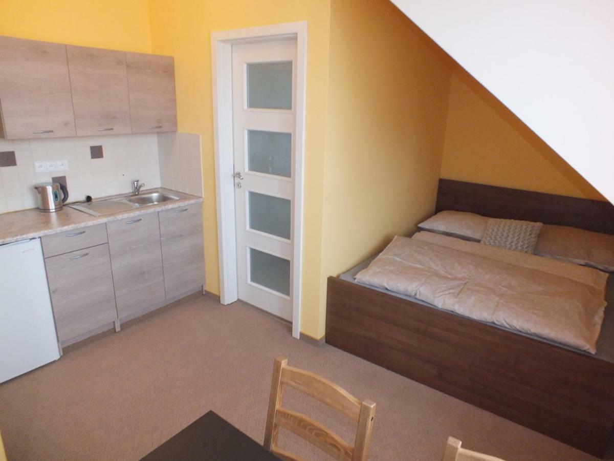 Garden Apartments زنويمو المظهر الخارجي الصورة
