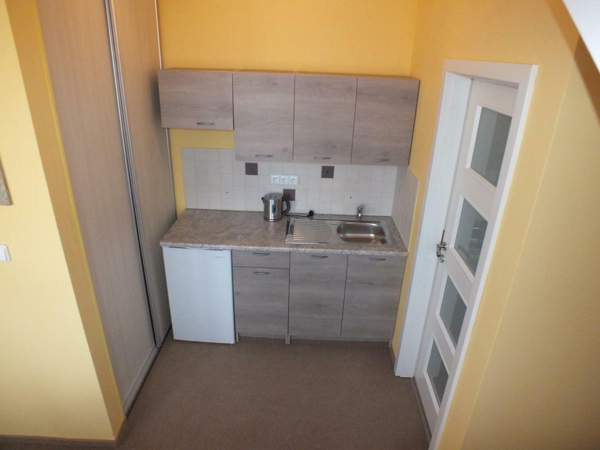 Garden Apartments زنويمو المظهر الخارجي الصورة